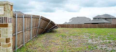 Fence repair cost 1
