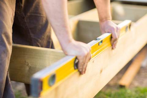 How to lay decking 2
