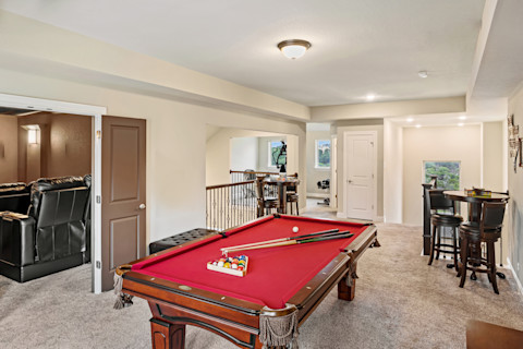 pool-table-in-man-cave