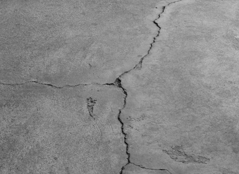 Crack in basement floor