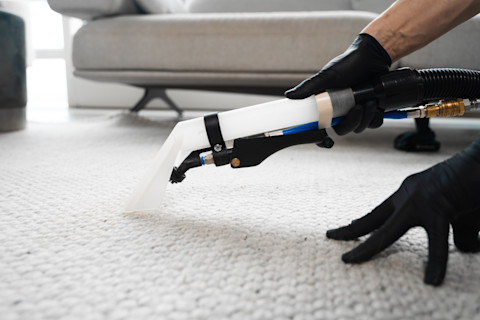 extractor-cleaning-carpet