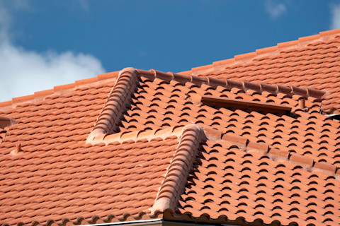 Slate vs tile roof 3