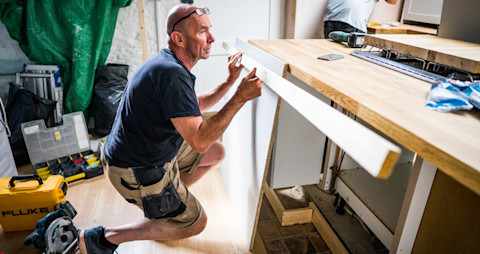 Kitchen-fitters