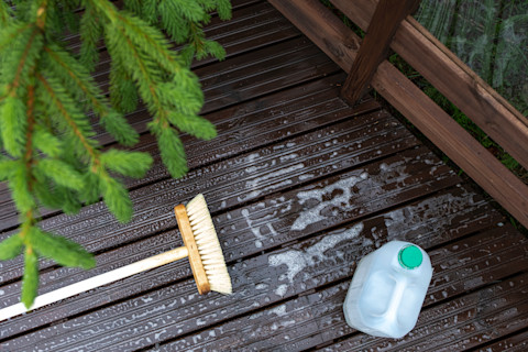 decking-cleaning-tools