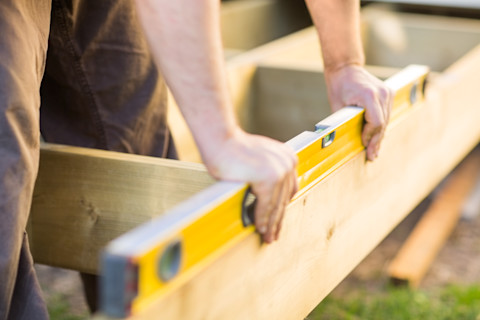 How to lay decking 2