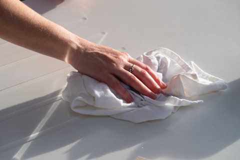 cloth-on-worktop