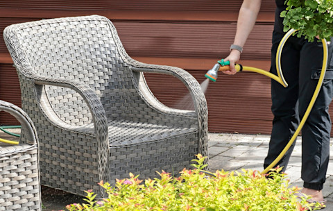 chair-washing
