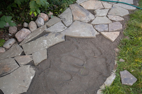 Laying garden path 3