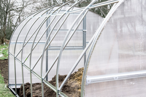 Build a greenhouse 2