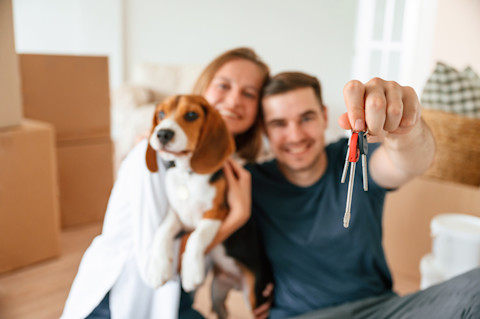 new-homeowners-with-dog