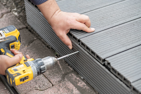 How to install composite decking 2