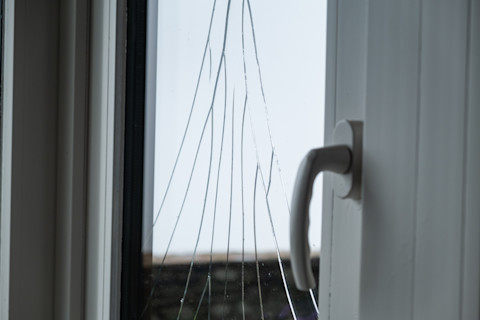 cracked-window-pane