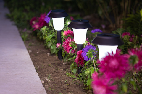 Laying garden path 4