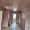 Fine line plastering